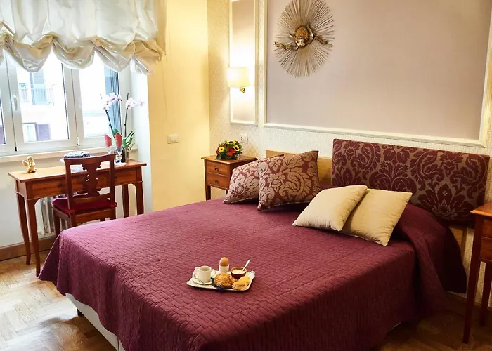 Domus Cavour 4*