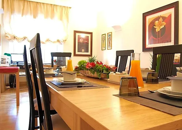 Domus Cavour 4* רומא