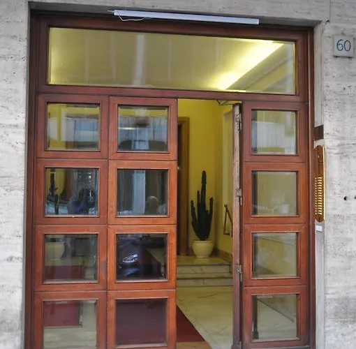 Domus Cavour 4*