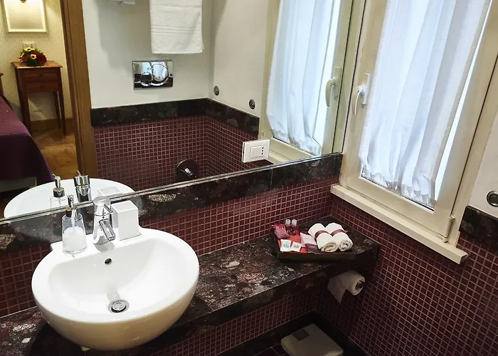 Domus Cavour 4*