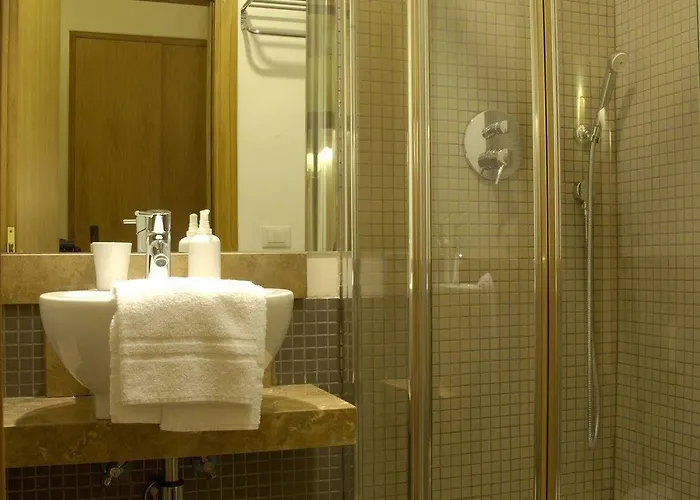 Domus Cavour 4* רומא