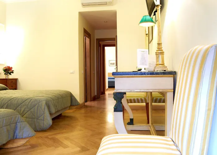 Domus Cavour 4*