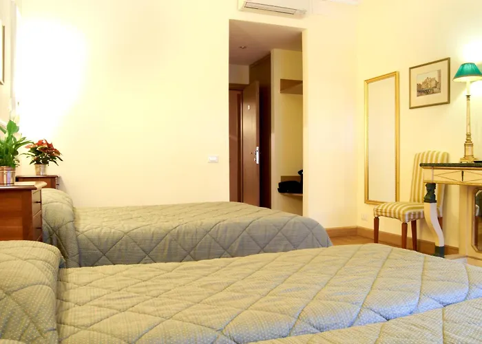 לינה וארוחת בוקר Domus Cavour 4*